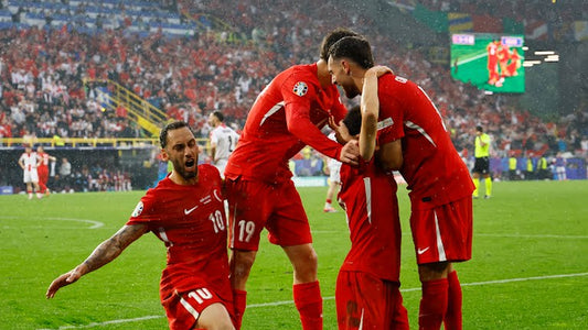 EURO| LA TURQUIE SOIGNE SIN ENTRÉE DANS L'EURO