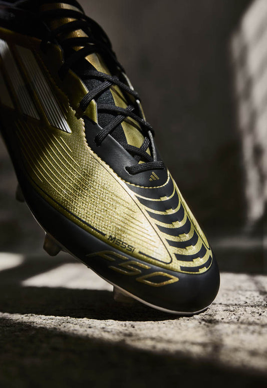 ADIDAS CONFECTIONNE UNE PAIRE POUR MESSI QUE POUR LA COPA AMERICA!