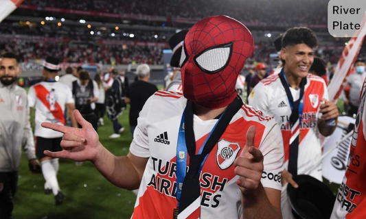 JULIAN ALVAREZ| D'où vient son surnom "La arãna" ?