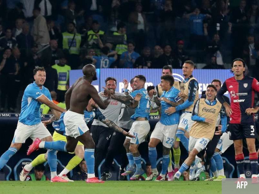 LE NAPOLI REGNE SUR L'ITALIE