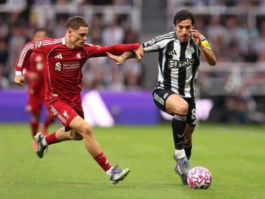 LIVERPOOL RENVERSE NEWCASTLE DANS UN MATCH FOU!