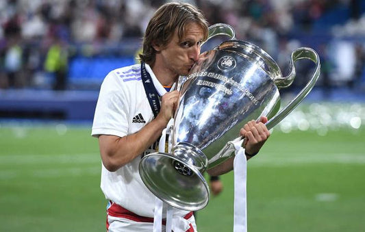 REAL MADRID| MODRIC SOUHAITE PROLONGER.