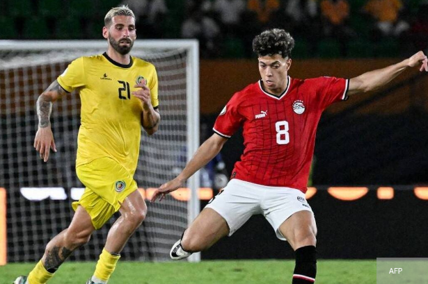 Emam ASHOUR face à la Mozambique 