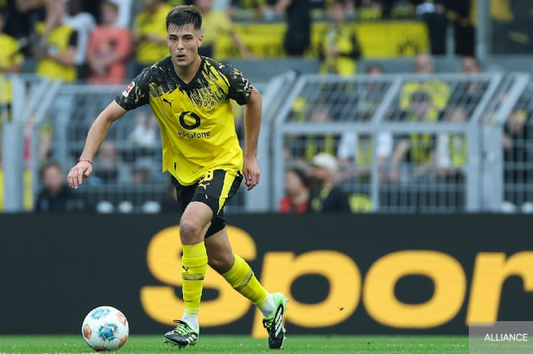 Anselmino sous les couleurs de Dortmund 