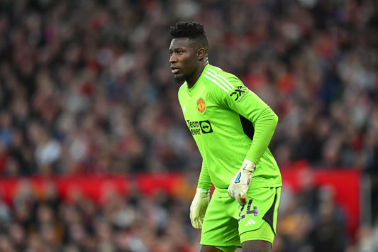 ANDRE ONANA ELU JOUEURS DU MOIS DE MARD DE MANCHESTER UNITED