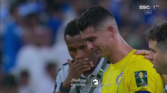 Les larmes de Ronaldo qui finit la saison sans titre collectif :/