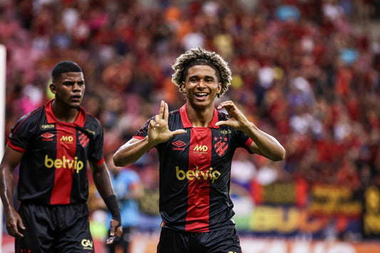 PEDRO LIMA SIGNE FINALEMENT CHEZ LES WOLVES!