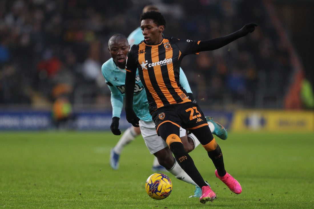 MERCATO| Jaden Philogene va s'engager avec Aston Villa .