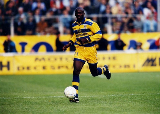 LILIAN THURAM| EN ARRIÈRE DROIT C'ÉTAIT UN MONSTRE