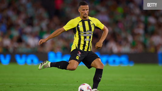 OM| L'ARRIVÉE DE FELIPE LUIZ BOUCLÉE