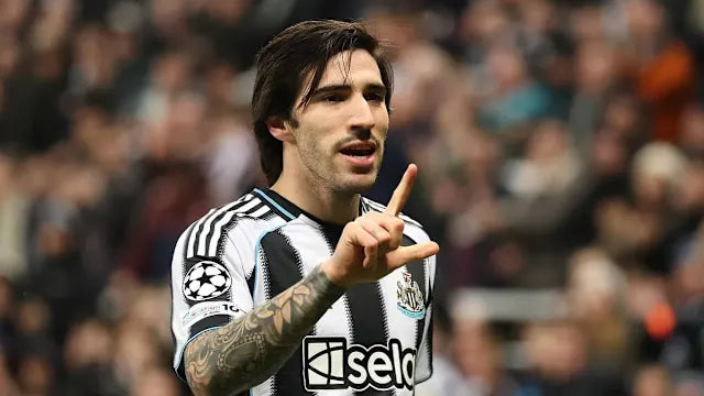 Sandro Tonali with Newcastle United 