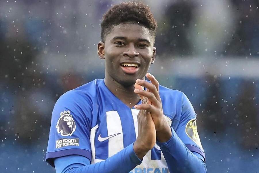 MANCHESTER UNITED| DES FANS FONT UNE CAGNOTTE POUR LE TRANSFERT DE BALEBA!