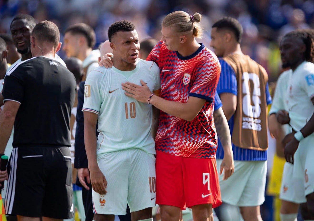 L'accolade entre Haaland et Mbappé lors de la Coupe du monde 2026