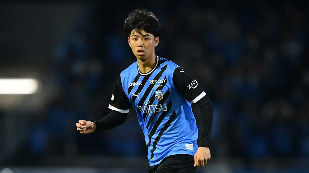KOTA TAKAI VA S'ENGAGER AVEC TOTTENHAM!