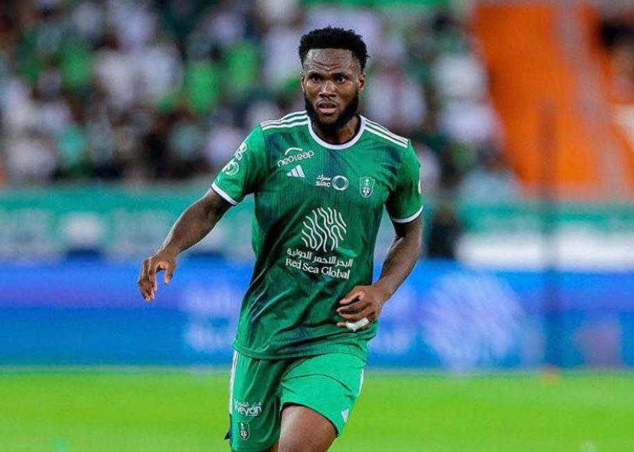 Image Franck Kessie avec Al Ahli SC créateur Tecra