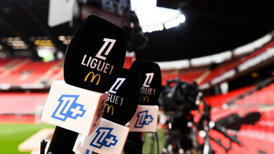 Micro Ligue1 plus avec logo McDonald's image © Philippe Lecoeur/Icon Sport