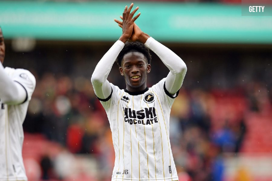 ACCORD CONCLU POUR ROMAIN ESSE ET CRYSTAL PALACE.