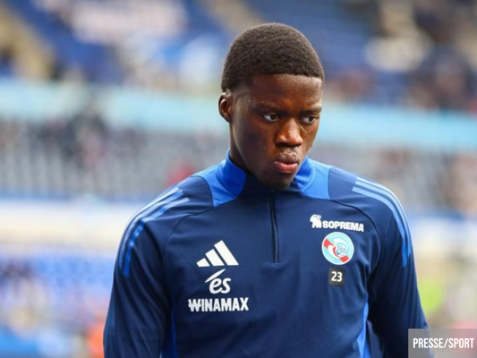 OFFICIEL| MAMADOU SARR S'ENGAGE AVEC CHELSEA.