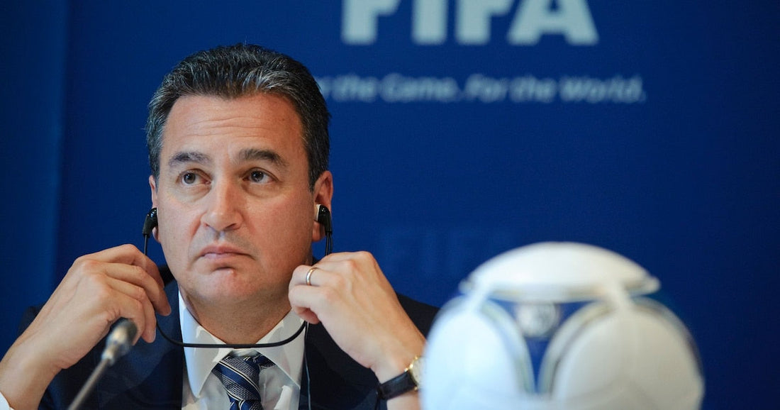 Michael J Garcia chargé d'enquêter sur l'attribution des Mondiaux 2018 et 2022, s'exprime lors d'une conférence de presse le 27 juillet 2012 au siège de la Fifa à Zurich  afp.com