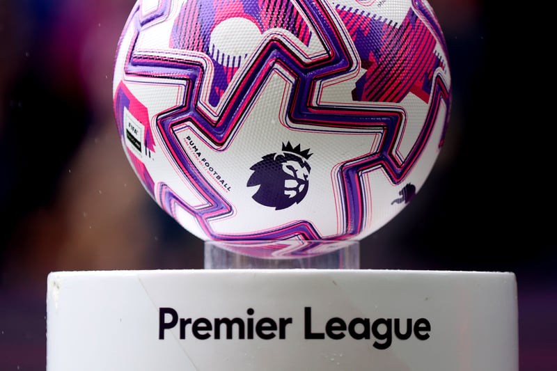Ballon Premier League  en premier plan 