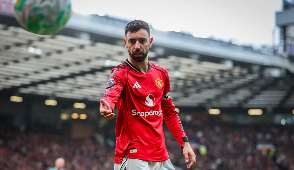 BRUNO FERNANDES RÉCOMPENSÉ PAR SOFASCORE : UN PRIX OÙ CE NE SONT PAS LES VOTES QUI DÉSIGNENT LE MEILLEUR JOUEUR, MAIS LES DONNÉES