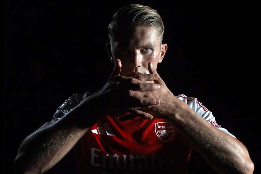 LE MAILLOT DE VIKTOR GYOKERES S'ARRACHE!