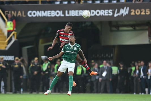 FLAMENGO REMPORTE SA 4e COPA LOBERTADORES