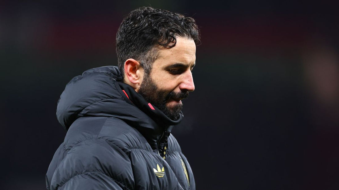 Image Getty Ruben Amorim avec Manchester United fond flouté