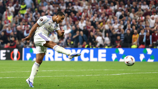 Youri Tielemans Aston Villa buteur face à Fribourg finale Europa League 