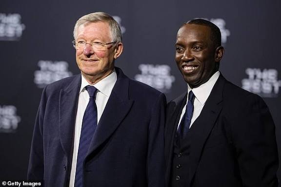 DWIGHT YORKE aux côtés de Sir Alex Ferguson à un gala 
