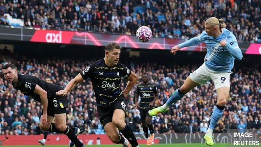 J8| MANCHESTER CITY ASSURE FACE À EVERTON , MULTIPLEX