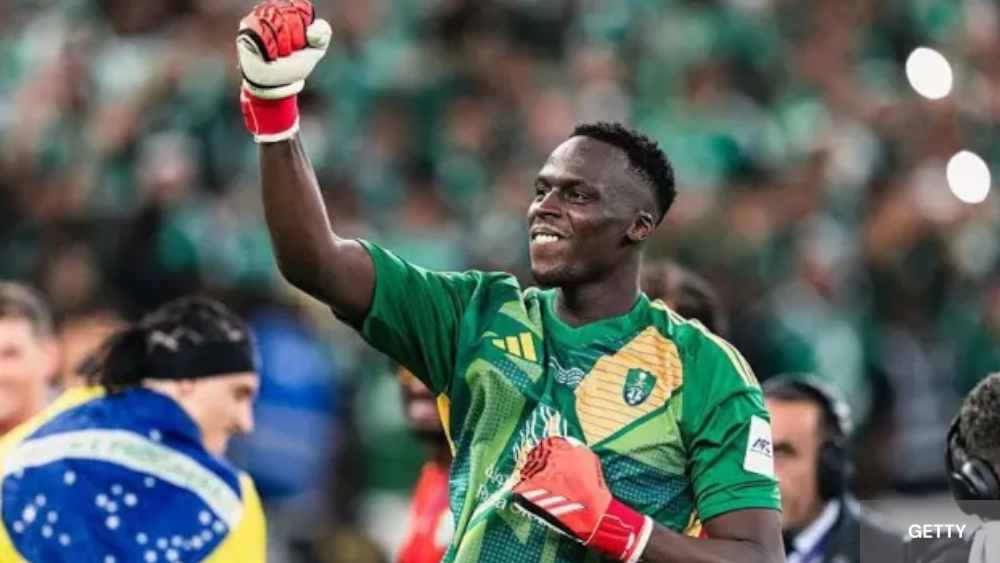 Edouard Mendy sous le maillot de Al Ahli 