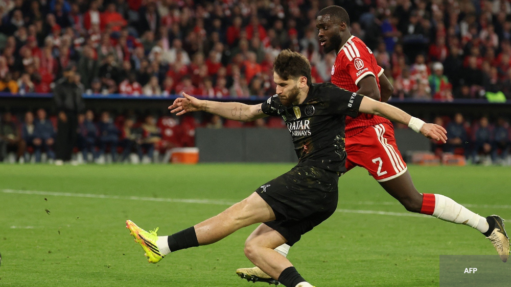 Kvaratskheliah en duel avec Upamecano, deli finale ligue des champions retour à l'Allianz Arena