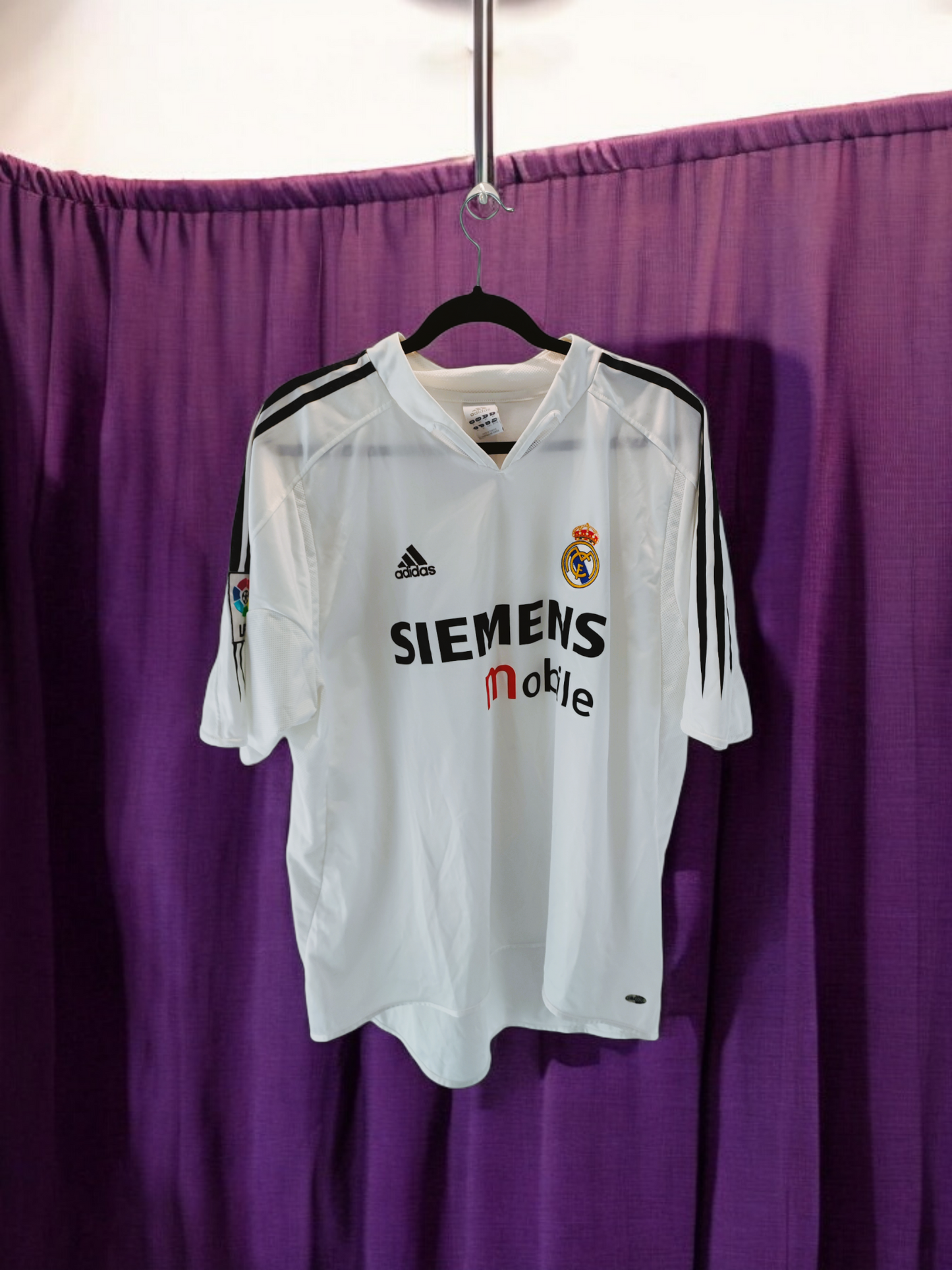 MAILLOT DOMICILE ⚪🟣REAL MADRID 2003/2004 FLOQUÉ Raul GONZALEZ #7 ÈRE GALACTIQUE